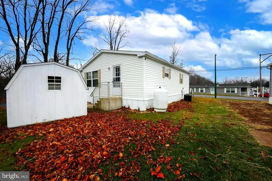 3549 Lilac Ave #t 3549, Feasterville Trevose, PA 19053 - #2