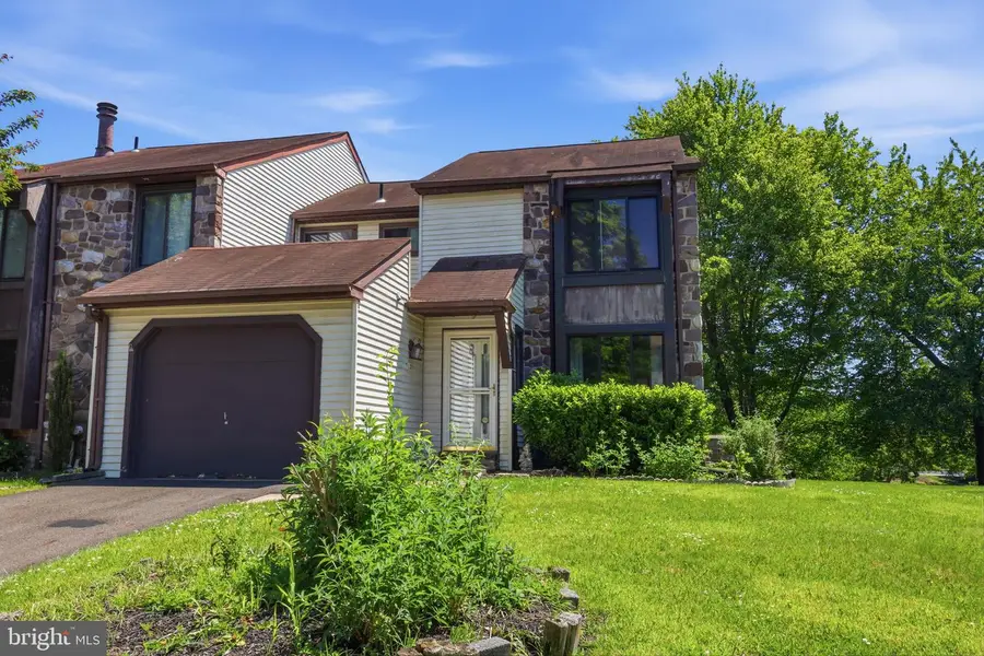 121 Windham Ct, Newtown, PA 18940 - #2