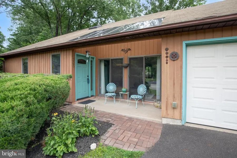225 Pueblo Rd, Doylestown, PA 18901 - #2