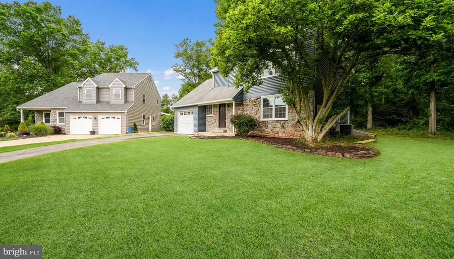 108 Williamson Ct, Chalfont, PA 18914 - #3