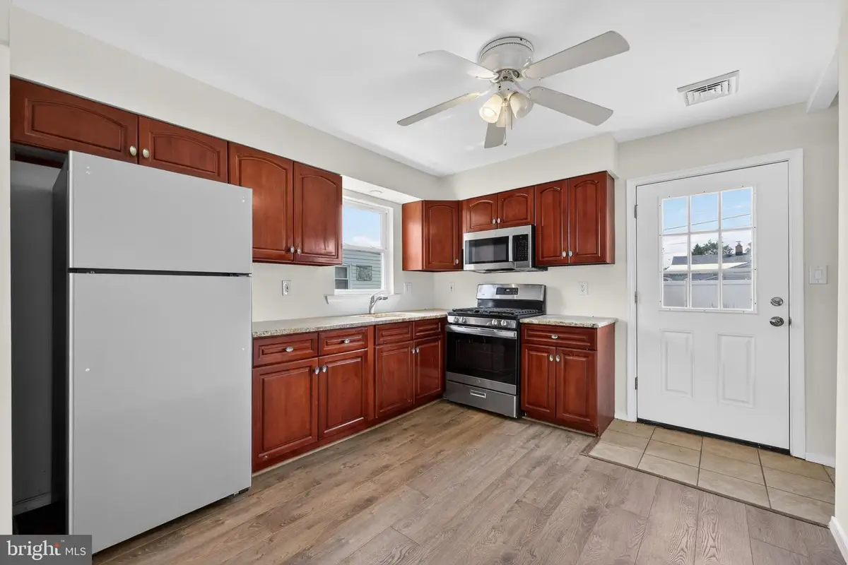 4627 Gary Dr, Bristol, PA 19007 - #1