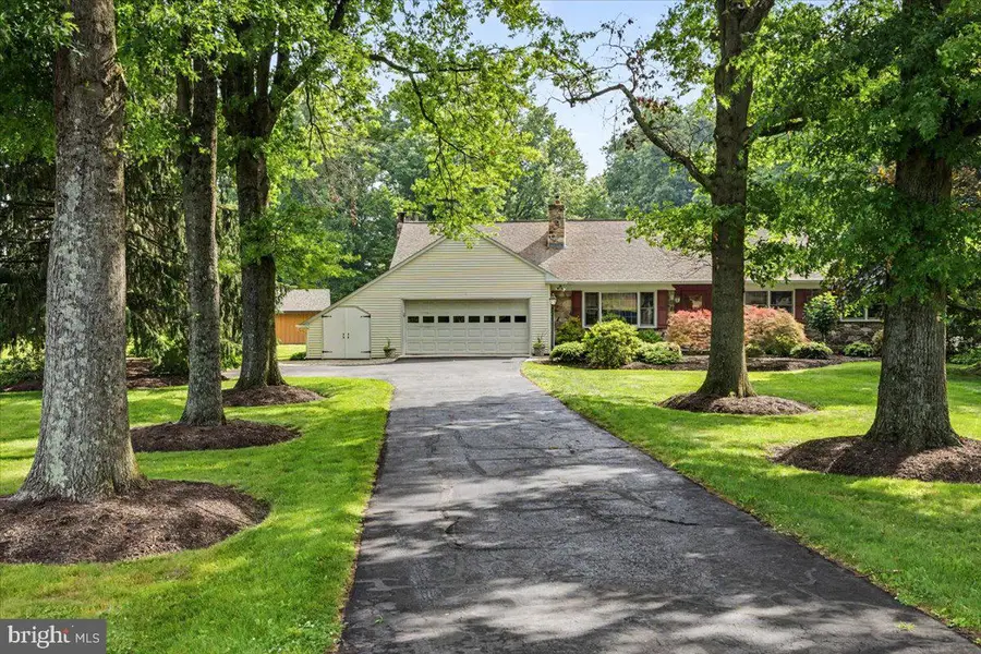 87 Smith School Rd, Perkasie, PA 18944 - #2