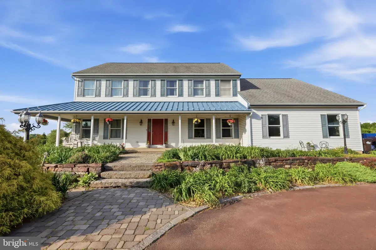 949 Blooming Glen Rd, Perkasie, PA 18944 - #1