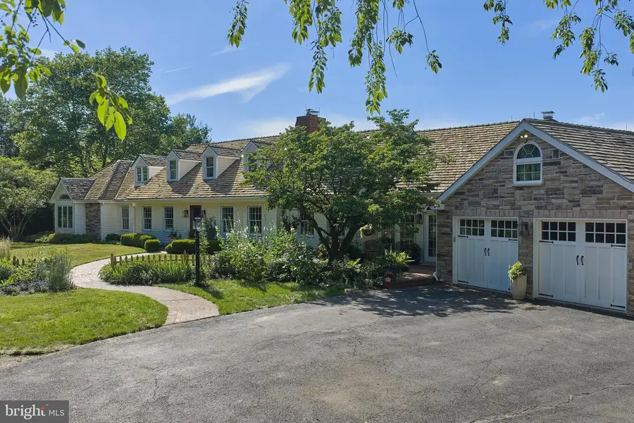 941 Mt Eyre Rd, Newtown, PA 18940 - #2