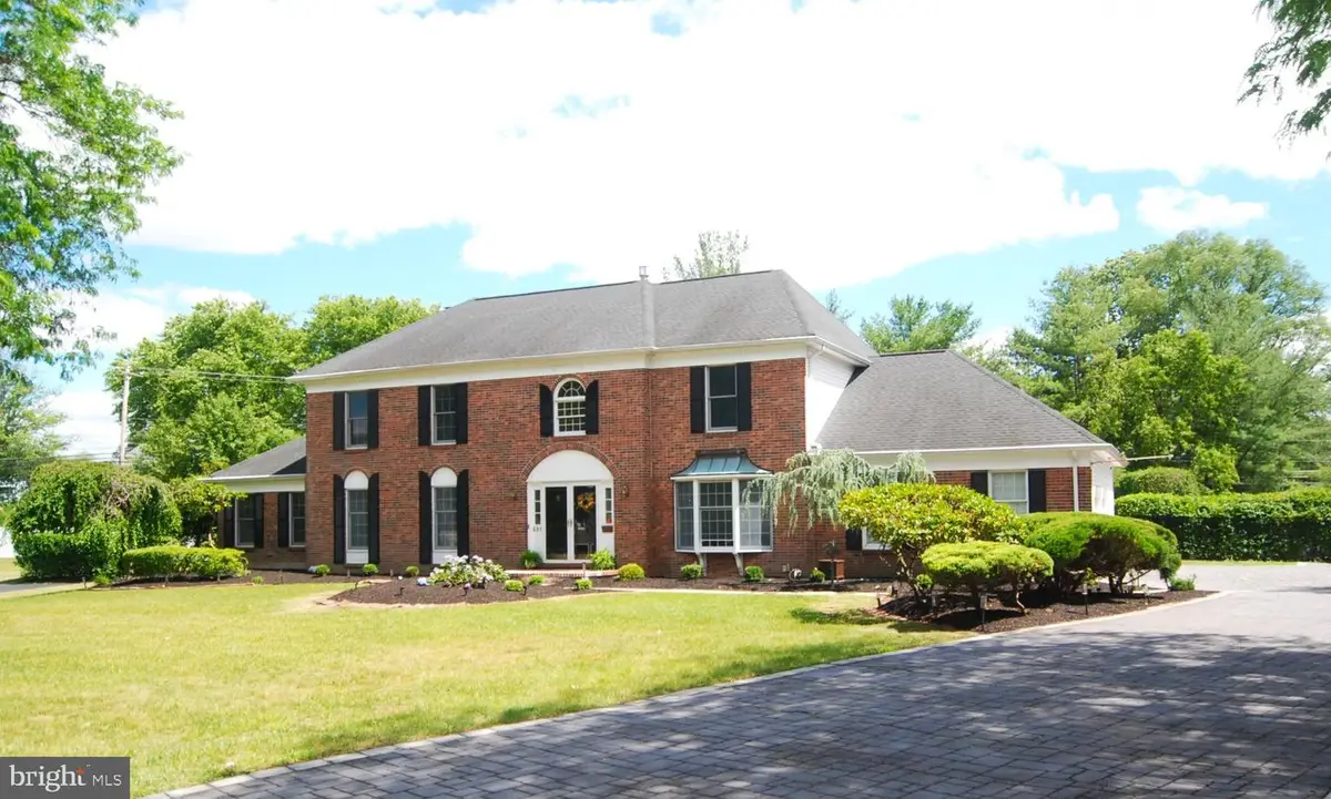 255 Pintail Ct, Langhorne, PA 19047 - #1