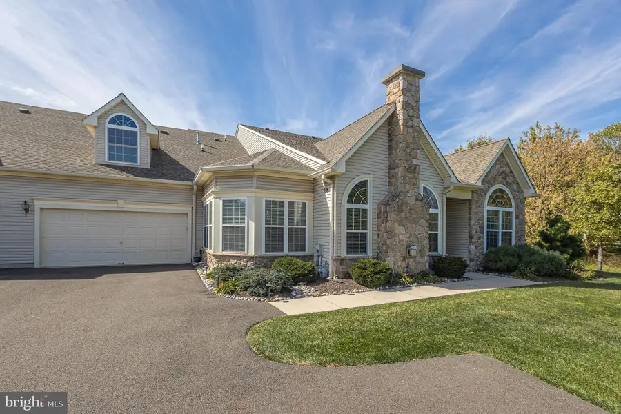 29 Shady Brook Dr, Langhorne, PA 19047 - #3