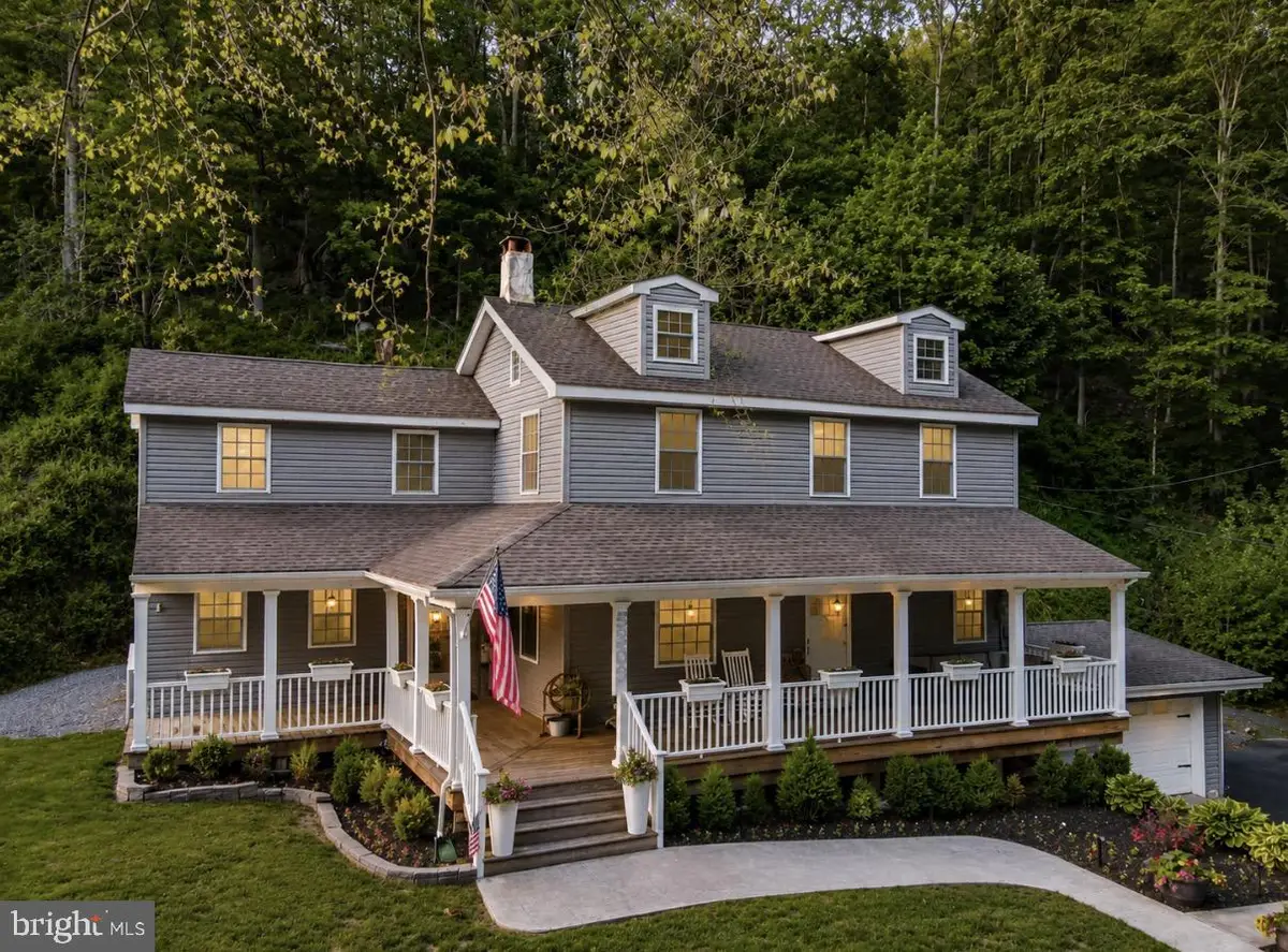 5309 Lehnenberg Rd, Kintnersville, PA 18930 - #1