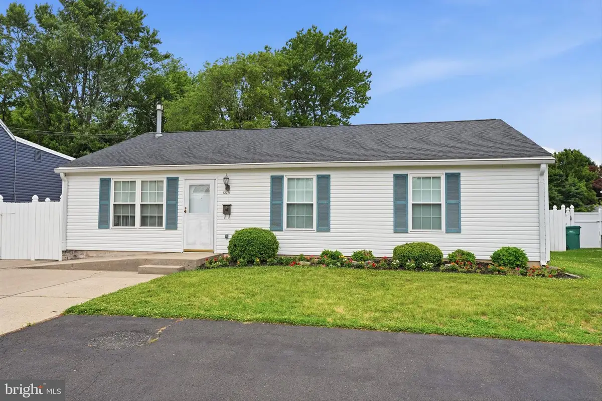 1325 Dixon Ave, Croydon, PA 19021 - #1