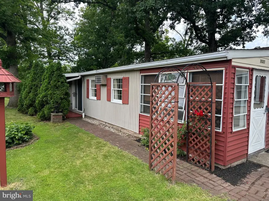 1027 Pine Cir, Telford, PA 18969 - #2