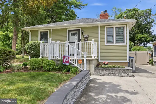 126 W Maple Ave, MORRISVILLE, PA 19067