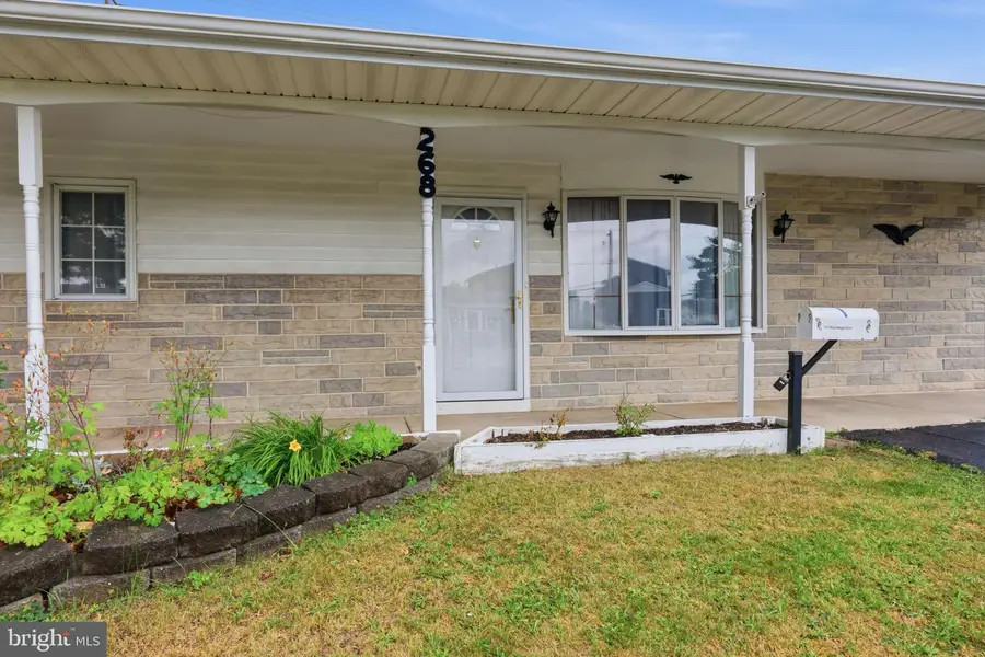 268 Blue Ridge Dr, Levittown, PA 19057 - #2
