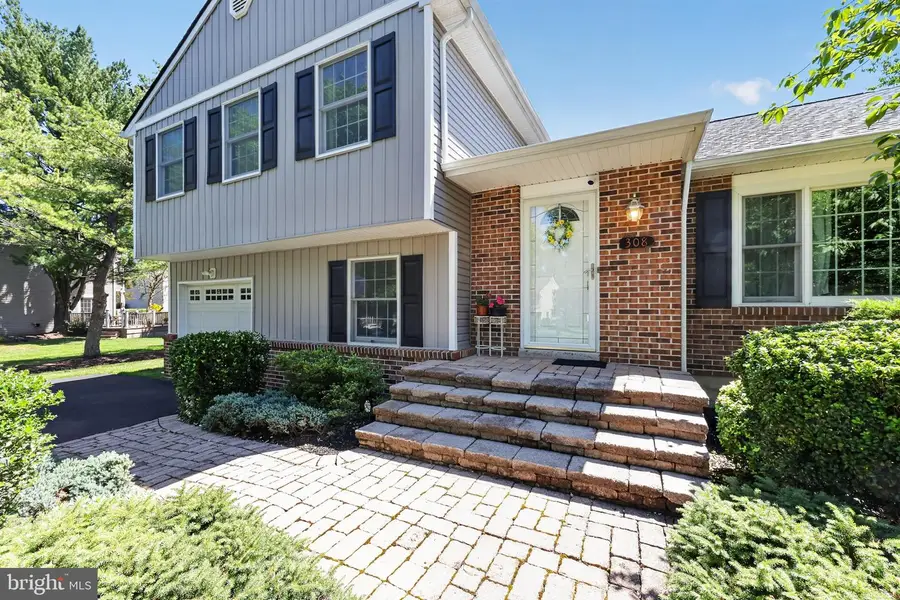 308 Hollow Branch Ln, Yardley, PA 19067 - #2