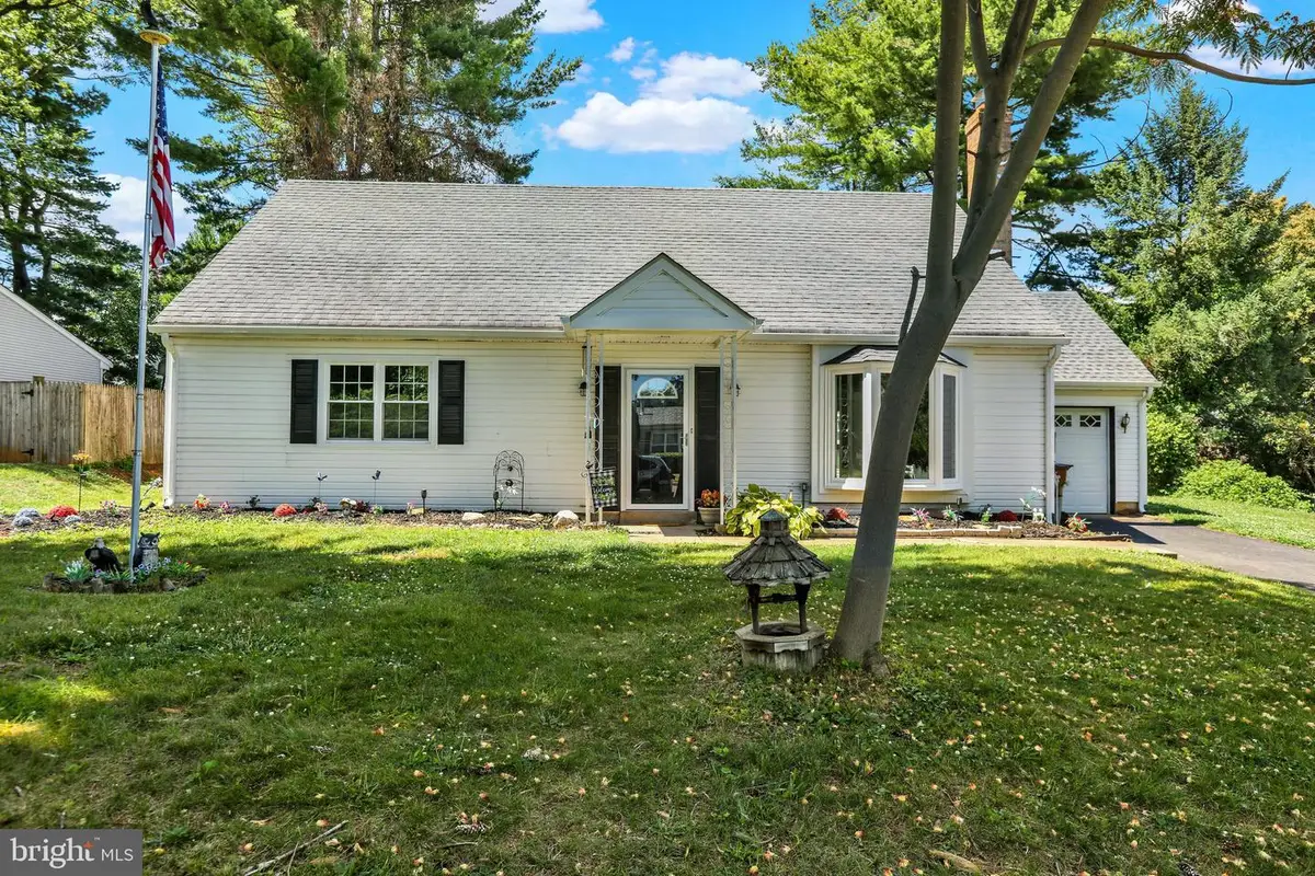 3032 Gilbert Dr, Bensalem, PA 19020 - #1