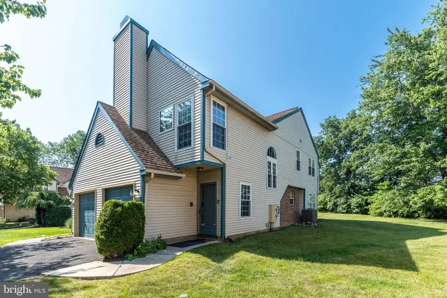 226 Allem Ln, Perkasie, PA 18944 - #3