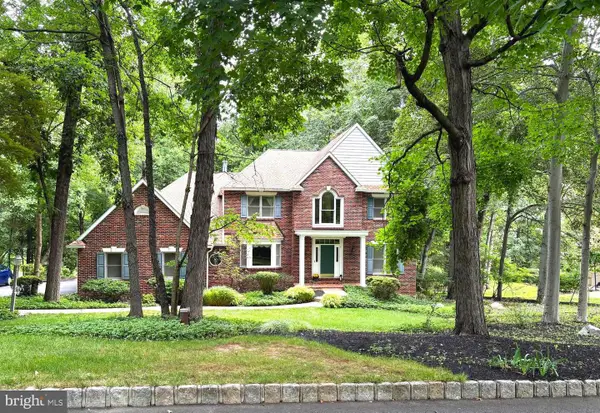 14 Timber Knoll Dr, WASHINGTON CROSSING, PA 18977