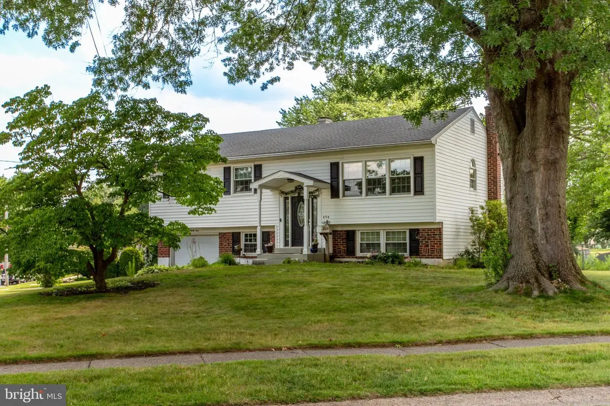 494 Overlook Dr, Warminster, PA 18974 - #1