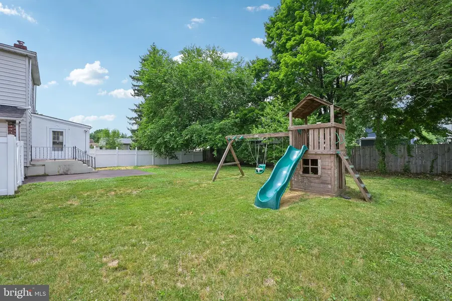 226 Robertson Ave, Morrisville, PA 19067 - #3