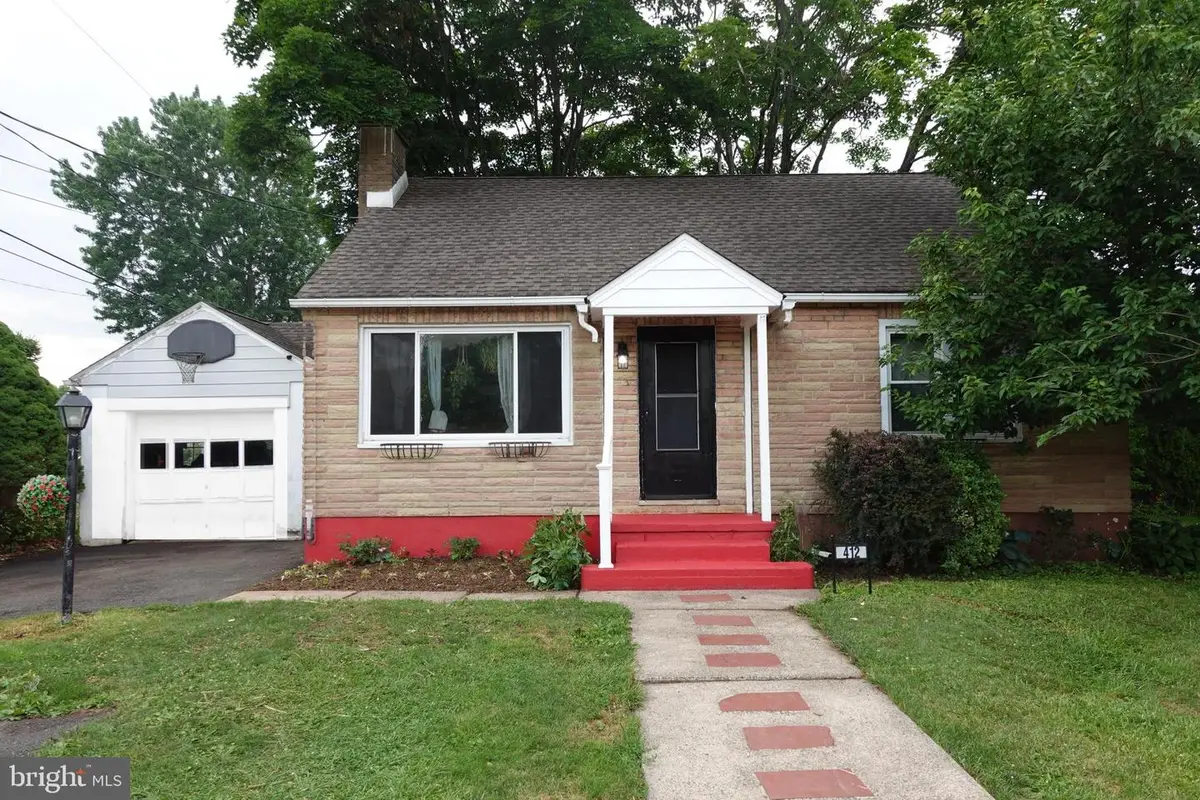 412 N Ambler St, Quakertown, PA 18951 - #1