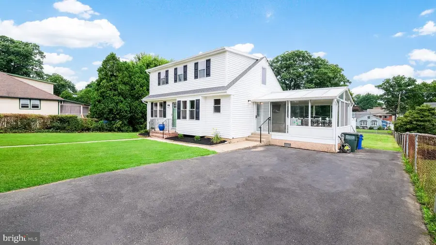 518 Avenue F, Feasterville Trevose, PA 19053 - #3