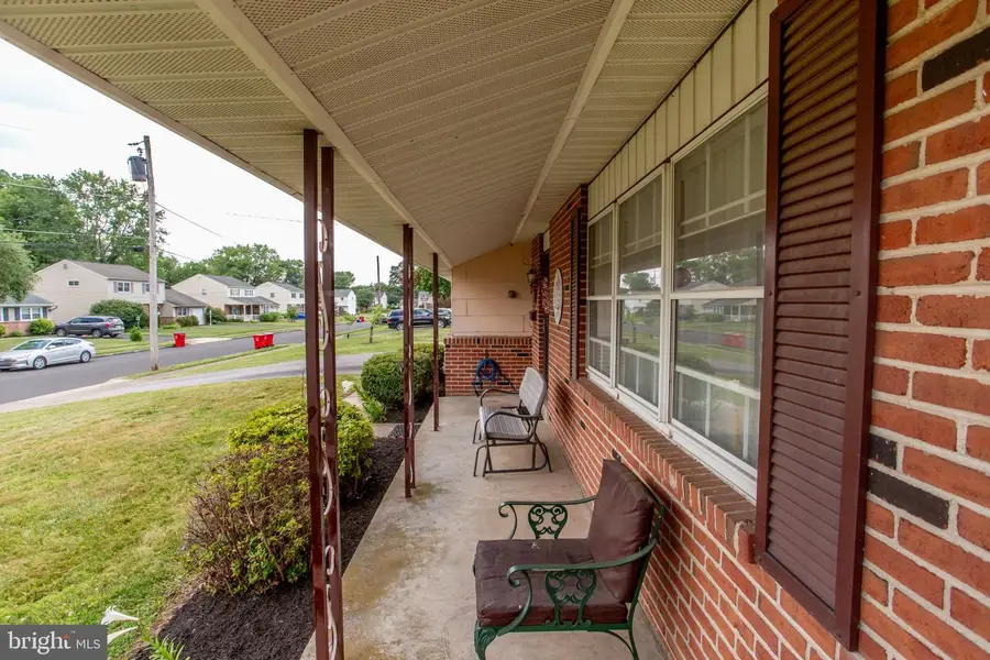 136 Wallace Dr, Warminster, PA 18974 - #3