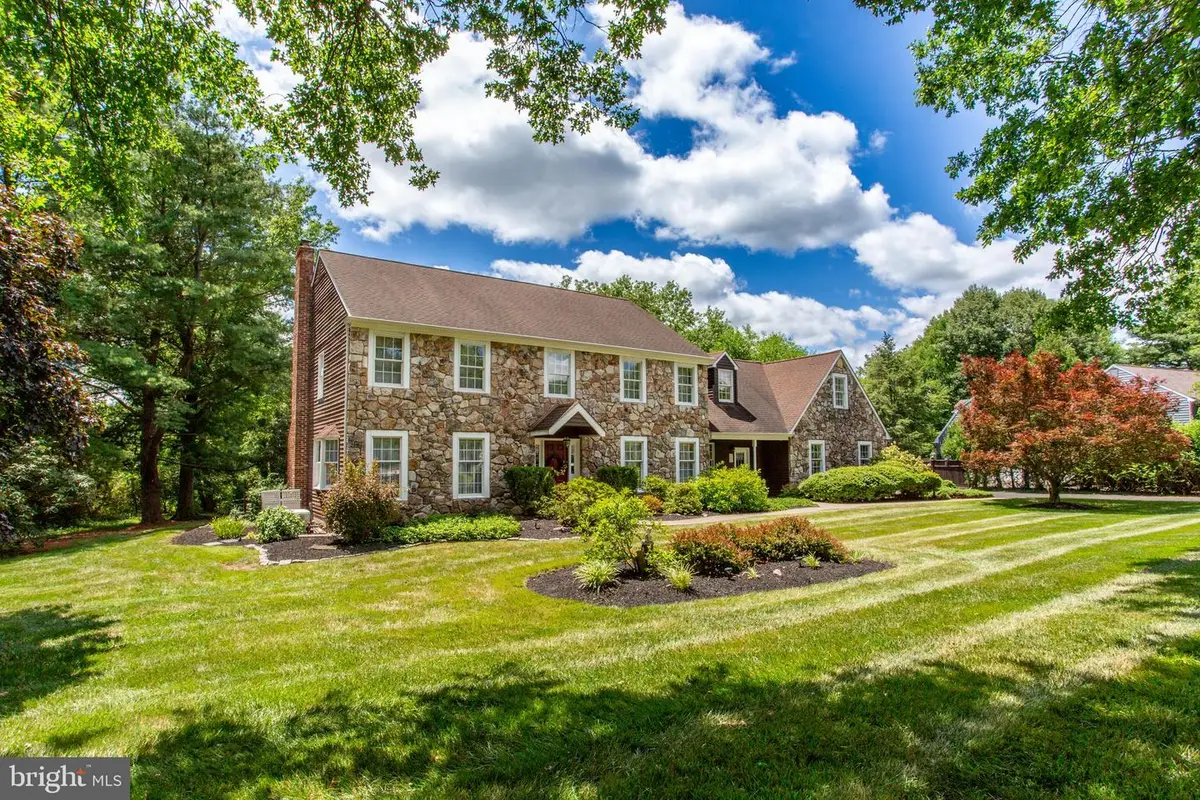 950 Camelot Rd, Furlong, PA 18925 - #1