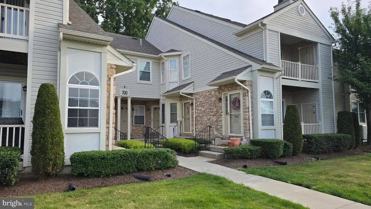 705 Eaton Ct, Quakertown, PA 18951 - #1