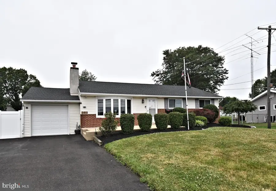 261 Valley Rd, Warminster, PA 18974 - #3