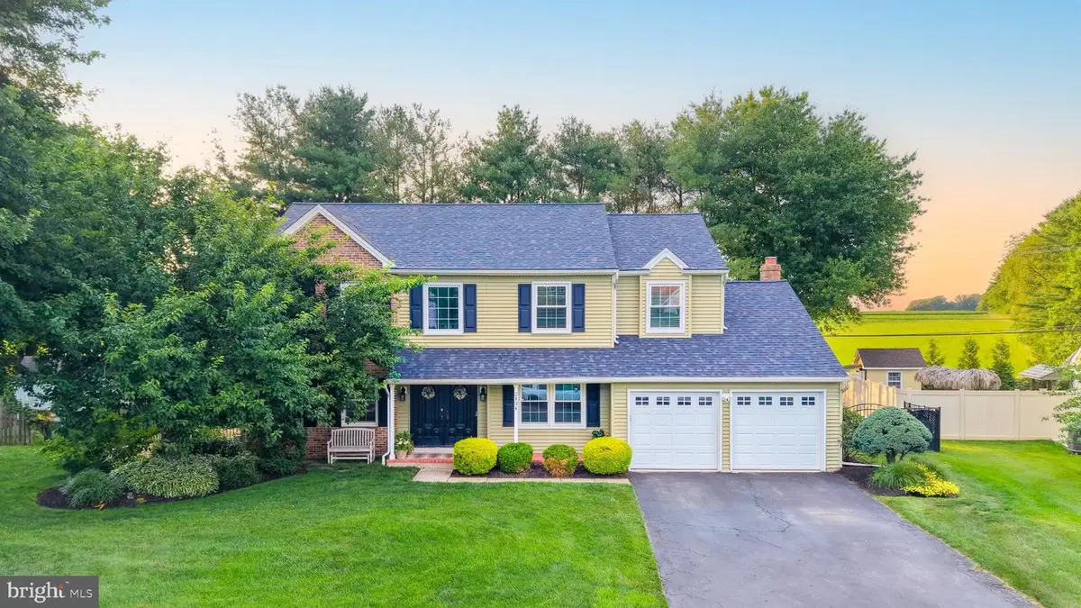 2134 W Wellington Rd, Newtown, PA 18940 - #1