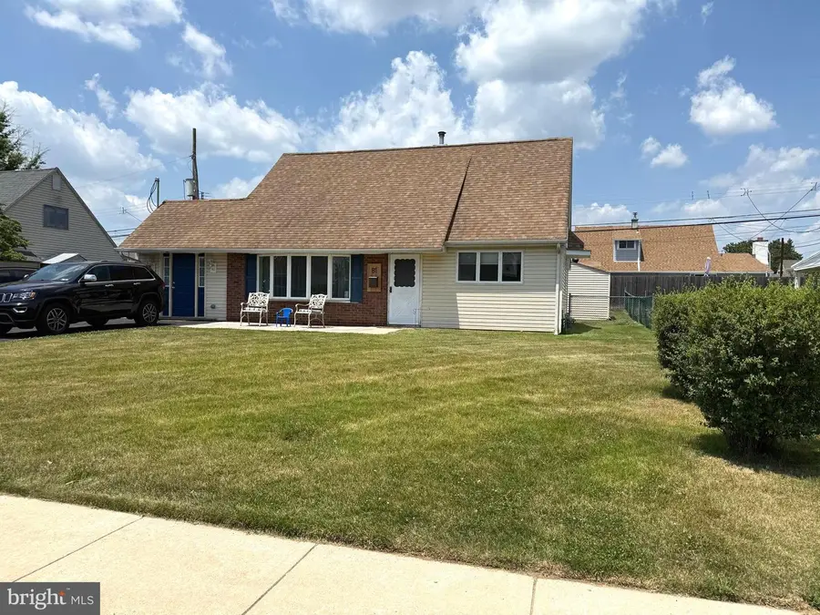 81 Queen Lily Rd, Levittown, PA 19057 - #3