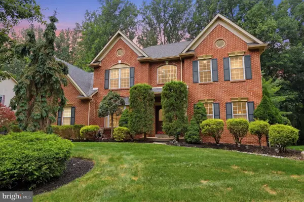 4064 Charter Club Dr, DOYLESTOWN, PA 18902