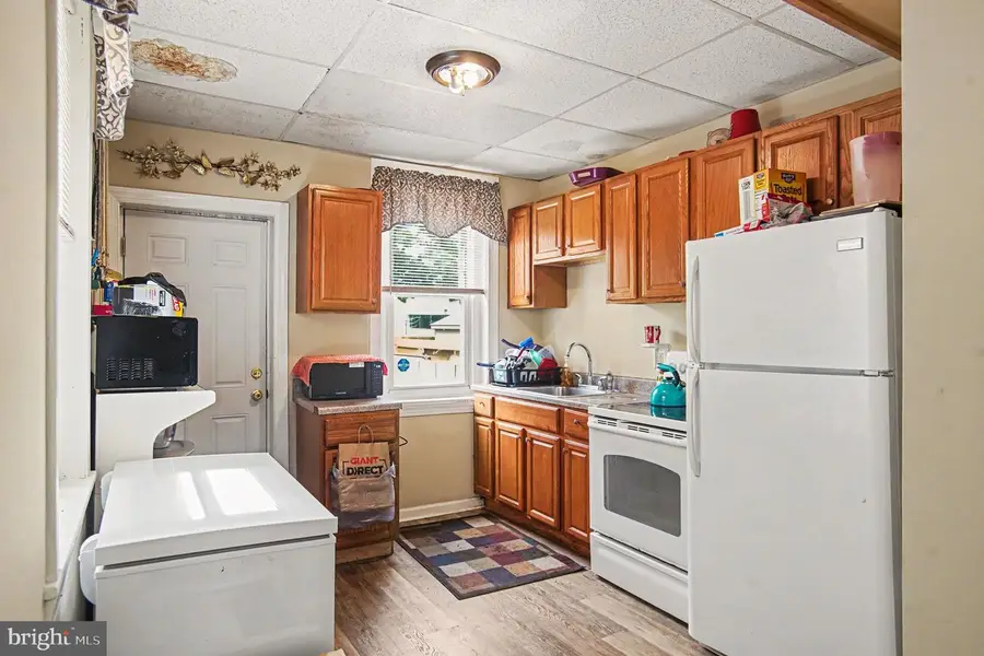 491 Pond St, Bristol, PA 19007 - #3