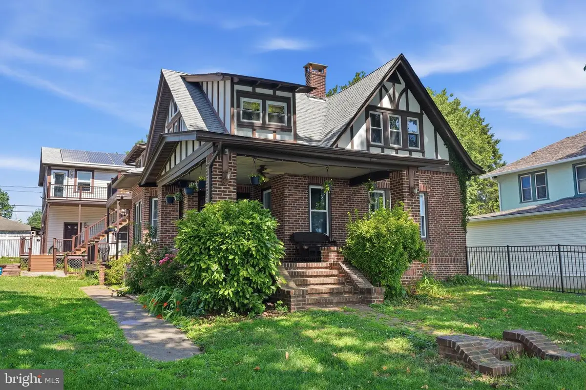 7105 Riverview Ave, Bristol, PA 19007 - #1