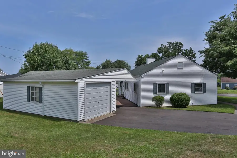 100 Bedford Rd, Fairless Hills, PA 19030 - #2