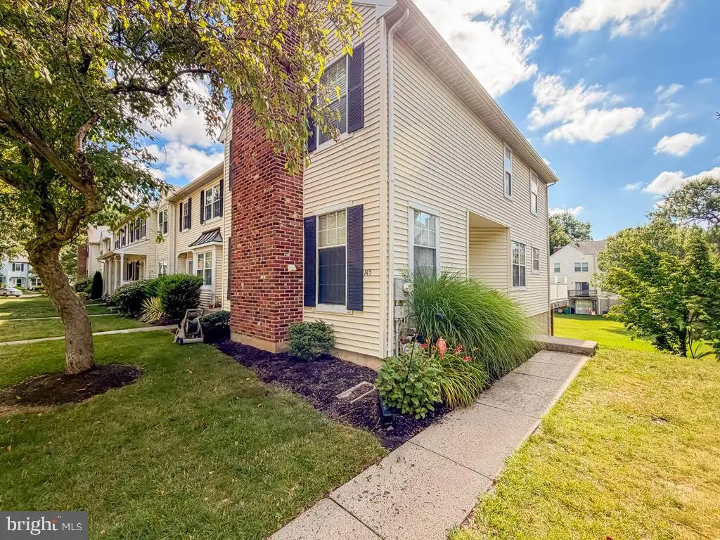 145 Liberty Dr, Langhorne, PA 19047 - #1