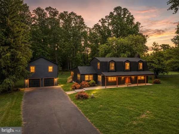 11 Stoopville Rd, NEWTOWN, PA 18940