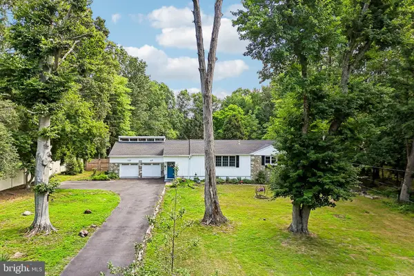 2129 Herblew Rd, WARRINGTON, PA 18976