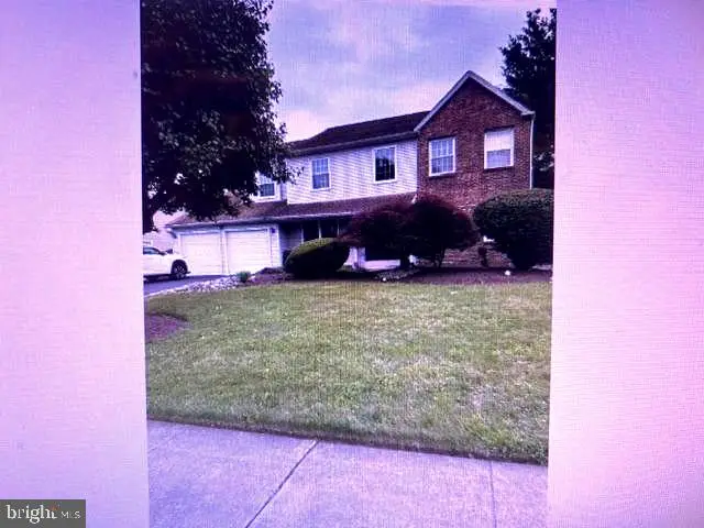 2067 E Wellington Rd, Newtown, PA 18940 - #2