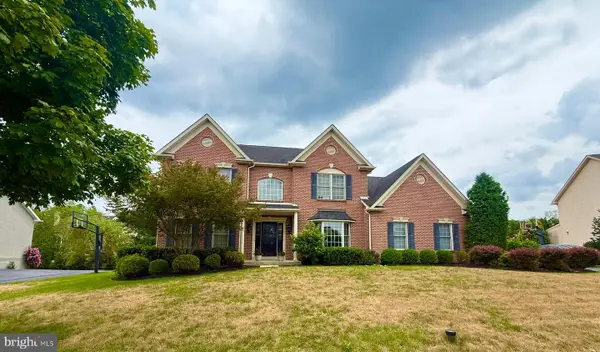915 Noahs Cir, WARRINGTON, PA 18976