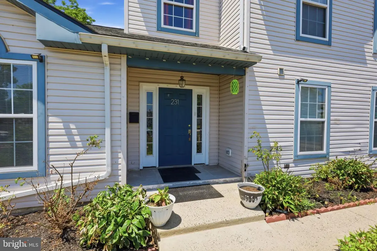 231 Collingswood Rd, Fairless Hills, PA 19030 - #1