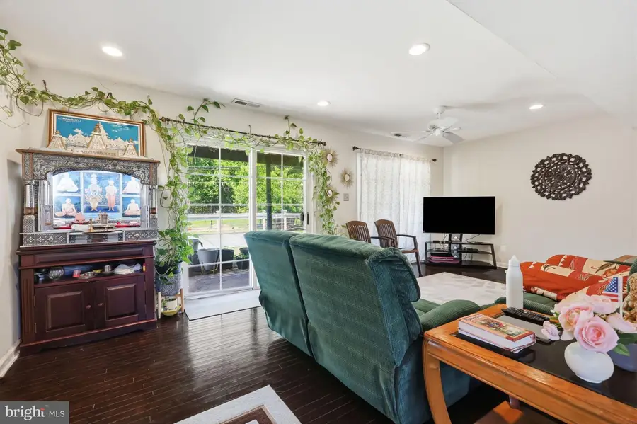 231 Collingswood Rd, Fairless Hills, PA 19030 - #3