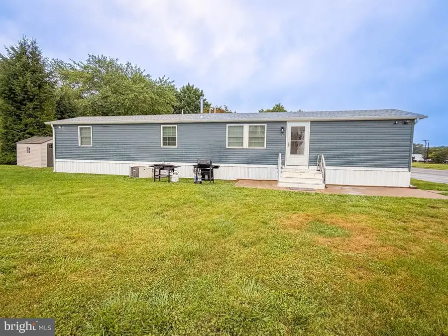 151 Harding Dr, Fairless Hills, PA 19030 - #2