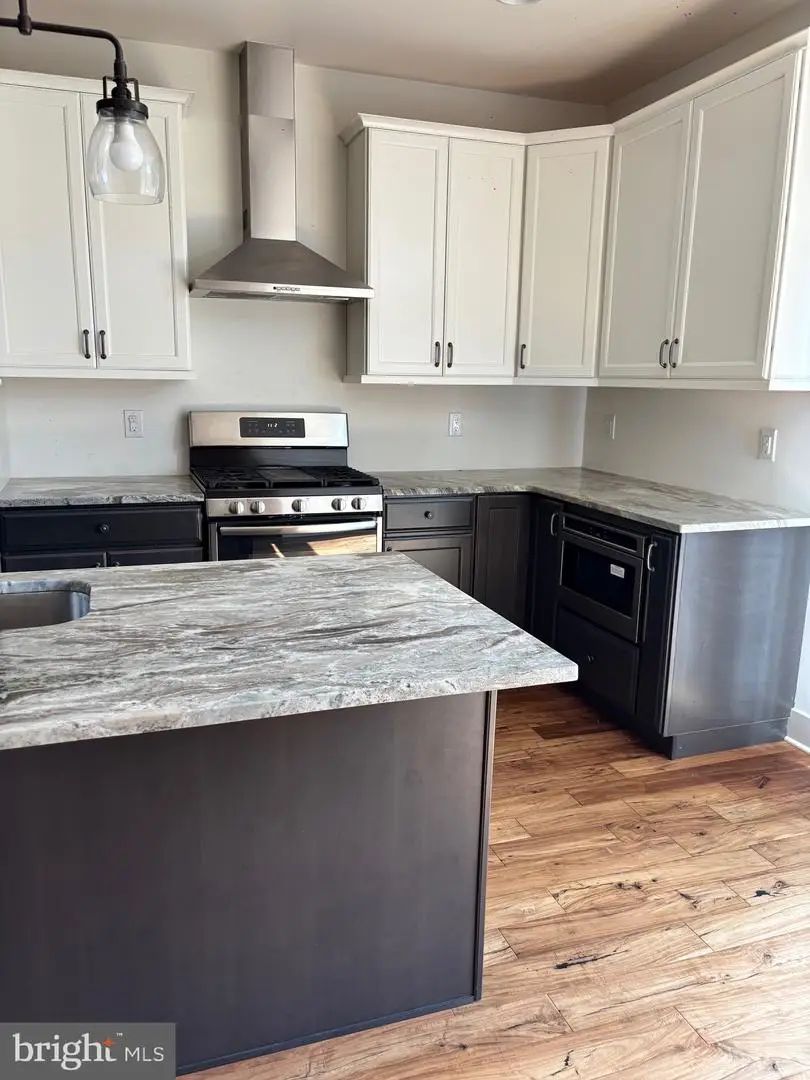 41 Sienna Pl, Feasterville Trevose, PA 19053 - #2