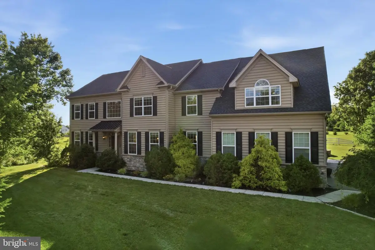 914 Hilltown Pike, Line Lexington, PA 18932 - #1