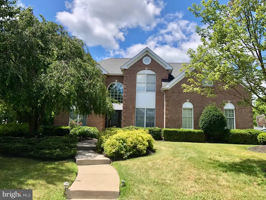 1224 Bridle Estates Dr, Yardley, PA 19067 - #2