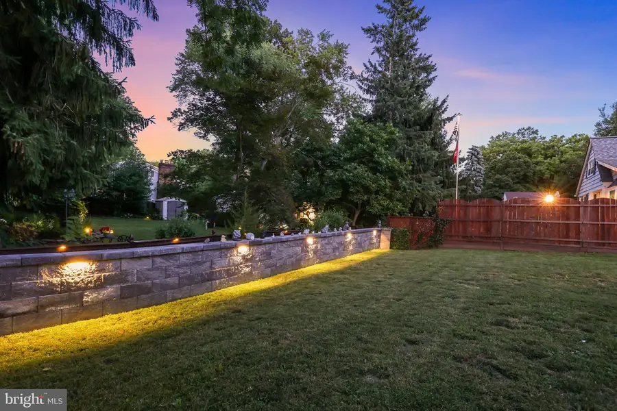 125 County Line Rd, Feasterville Trevose, PA 19053 - #3