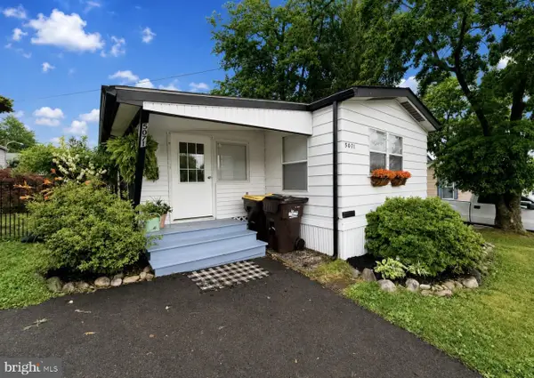 5071 Winterberry Dr, DOYLESTOWN, PA 18902