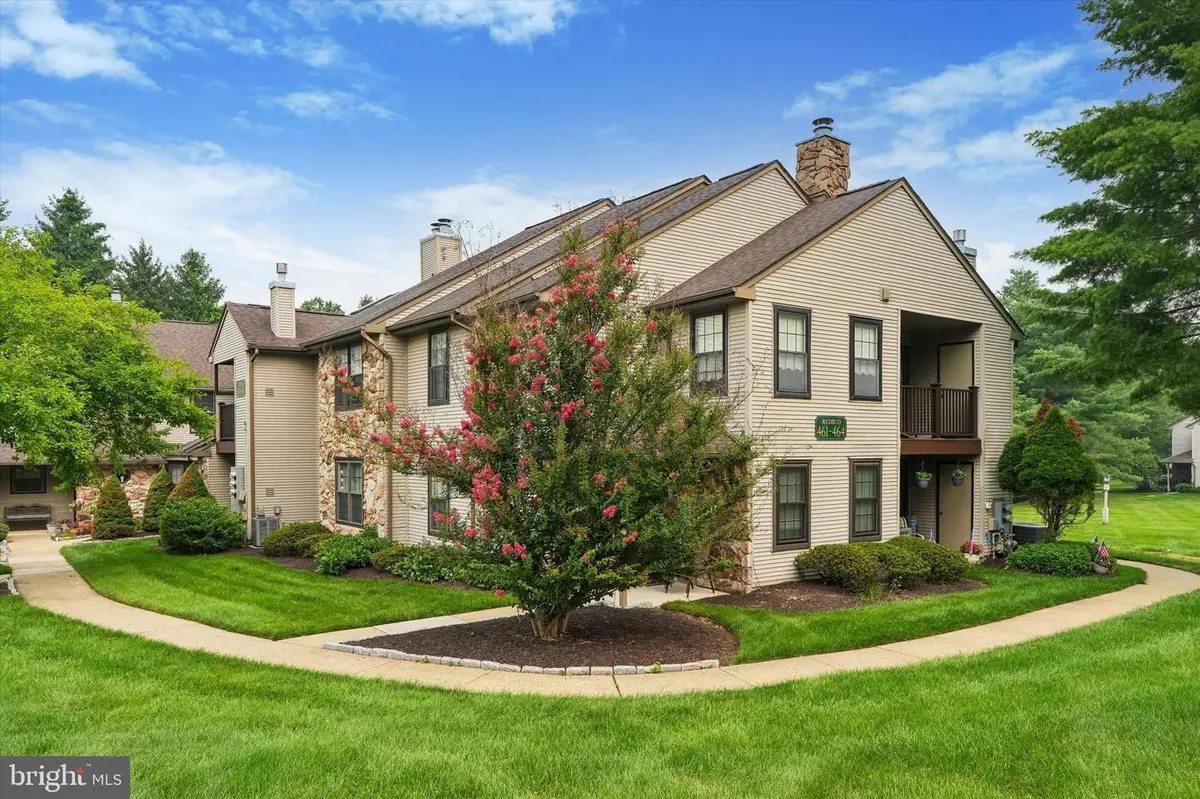 462 Redbud Ct, Warrington, PA 18976 - #1