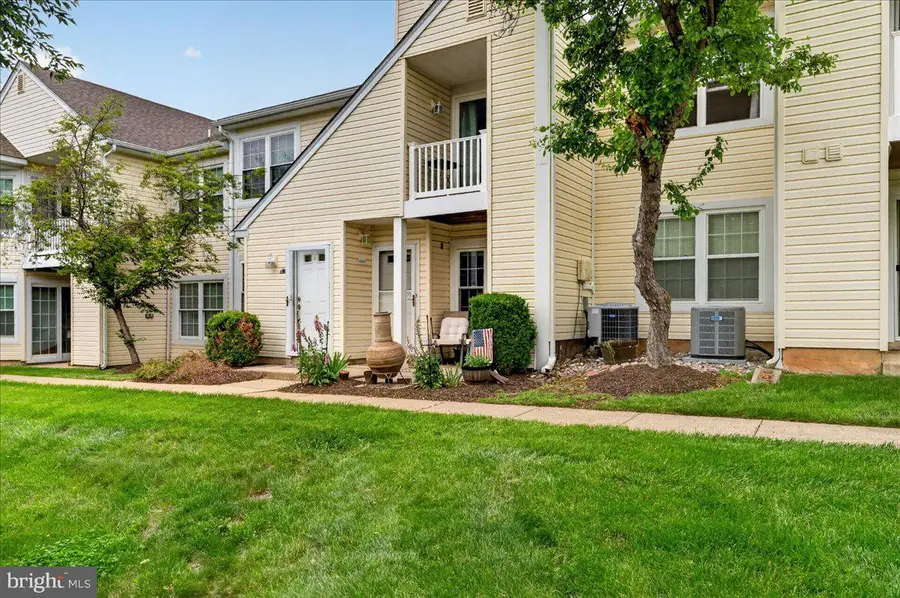 41021 Coopers Pl, Holland, PA 18966 - #3