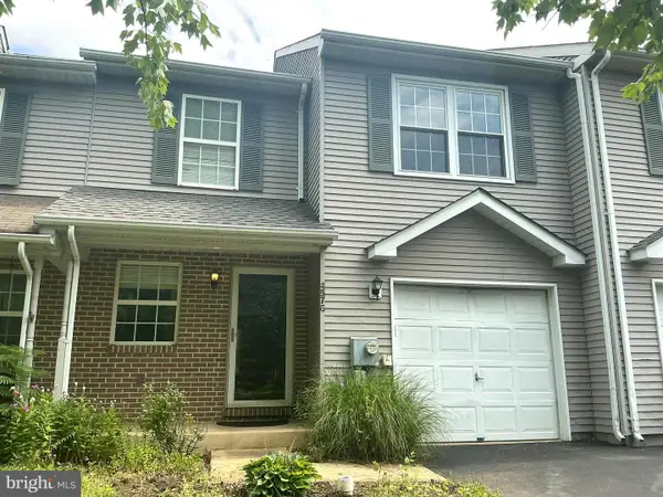 4976 Windy Meadow Ct, PIPERSVILLE, PA 18947
