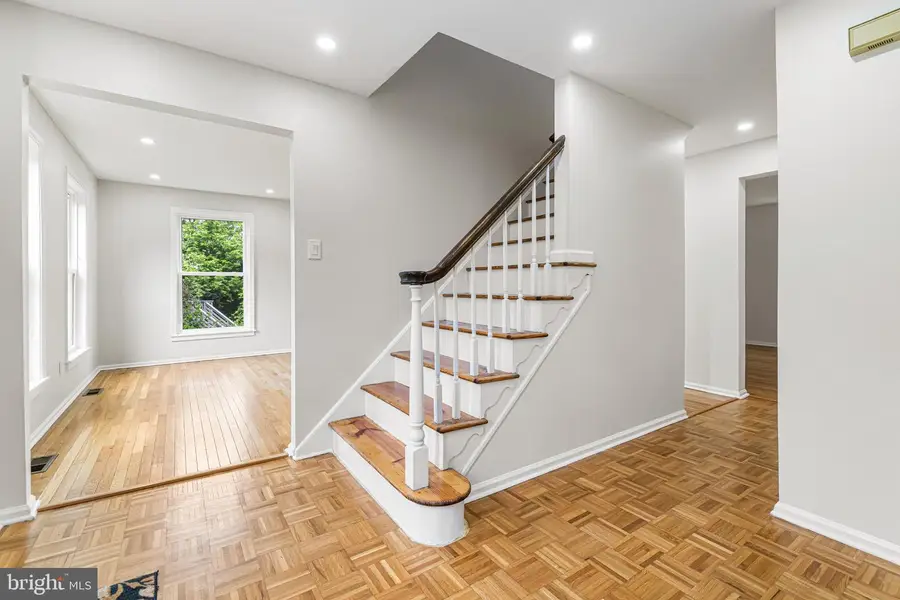 14 Brighton Pl, Newtown, PA 18940 - #2